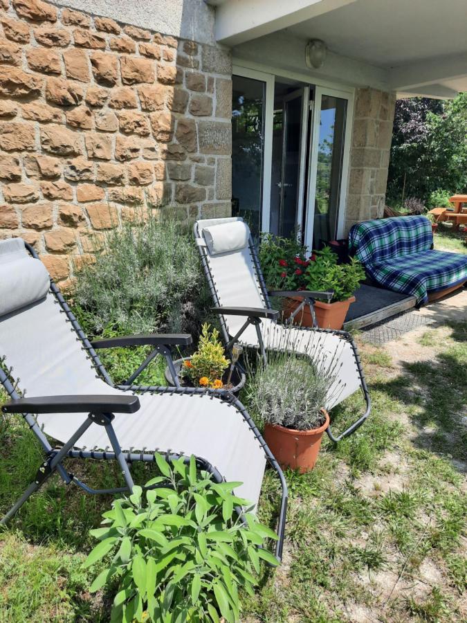 Les Coteaux De Planeze, Maison Et Jardin Dans Le Lot! Chambres Chez L'Habitant! Belmont-Bretenoux エクステリア 写真